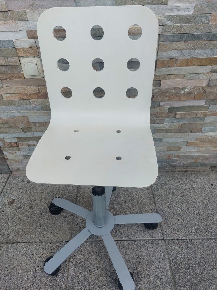 Krzesło ikea biale