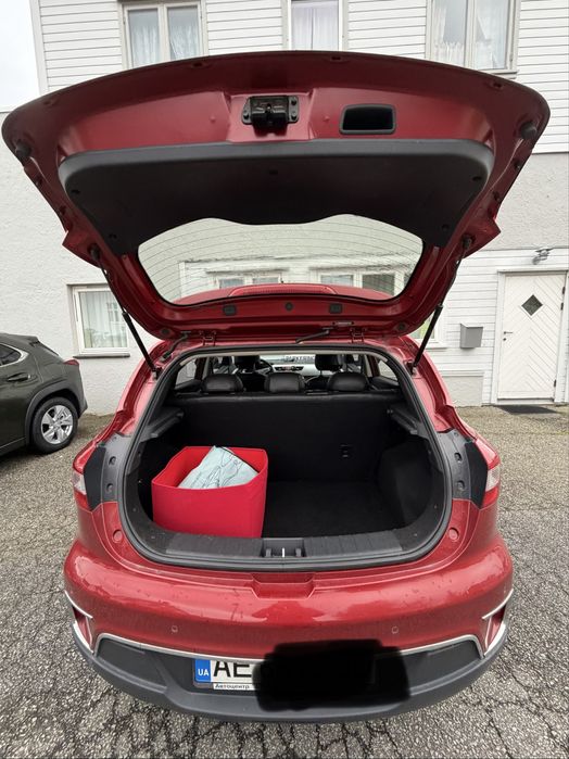 Продам Jac S2 2017