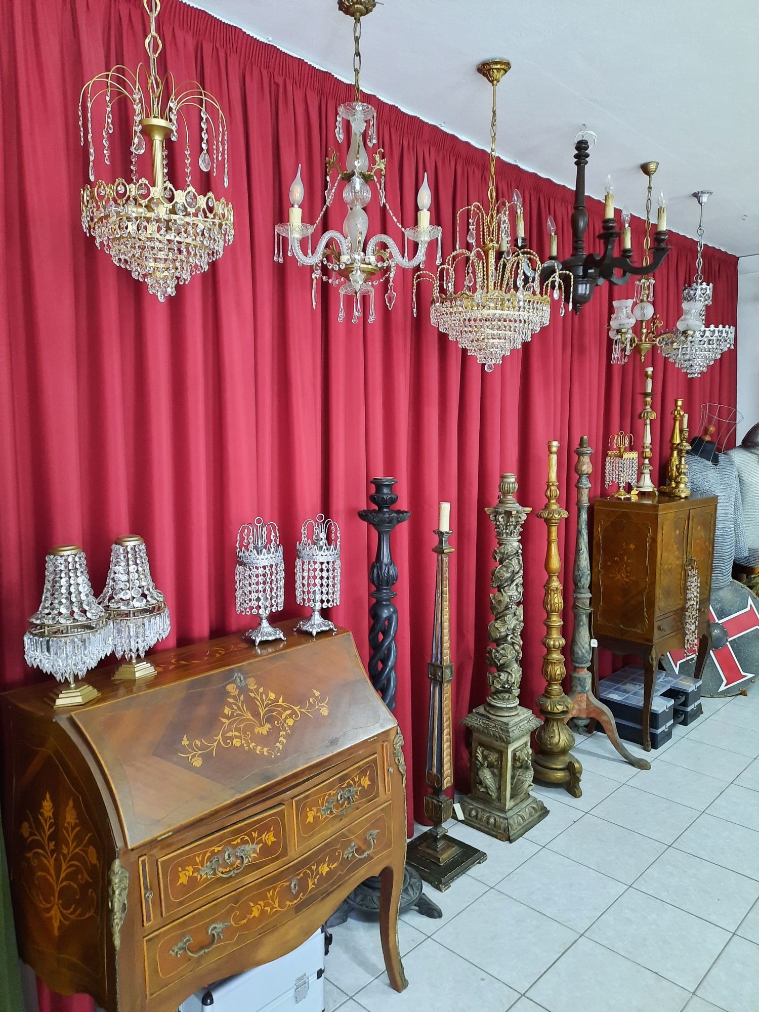 Limpeza e restauro de Lustres e candeeiros