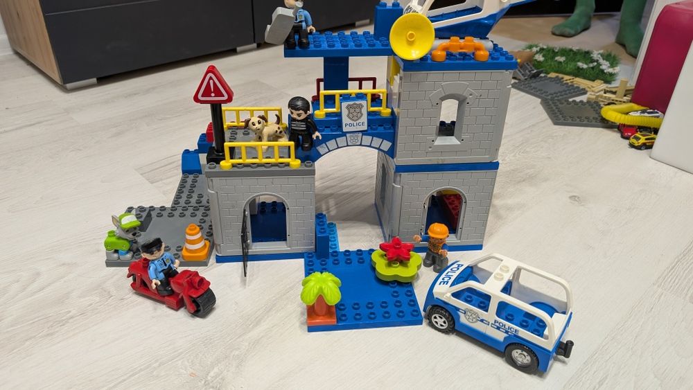 Лего дупло/лего сіті, поліцейський відділок б/у