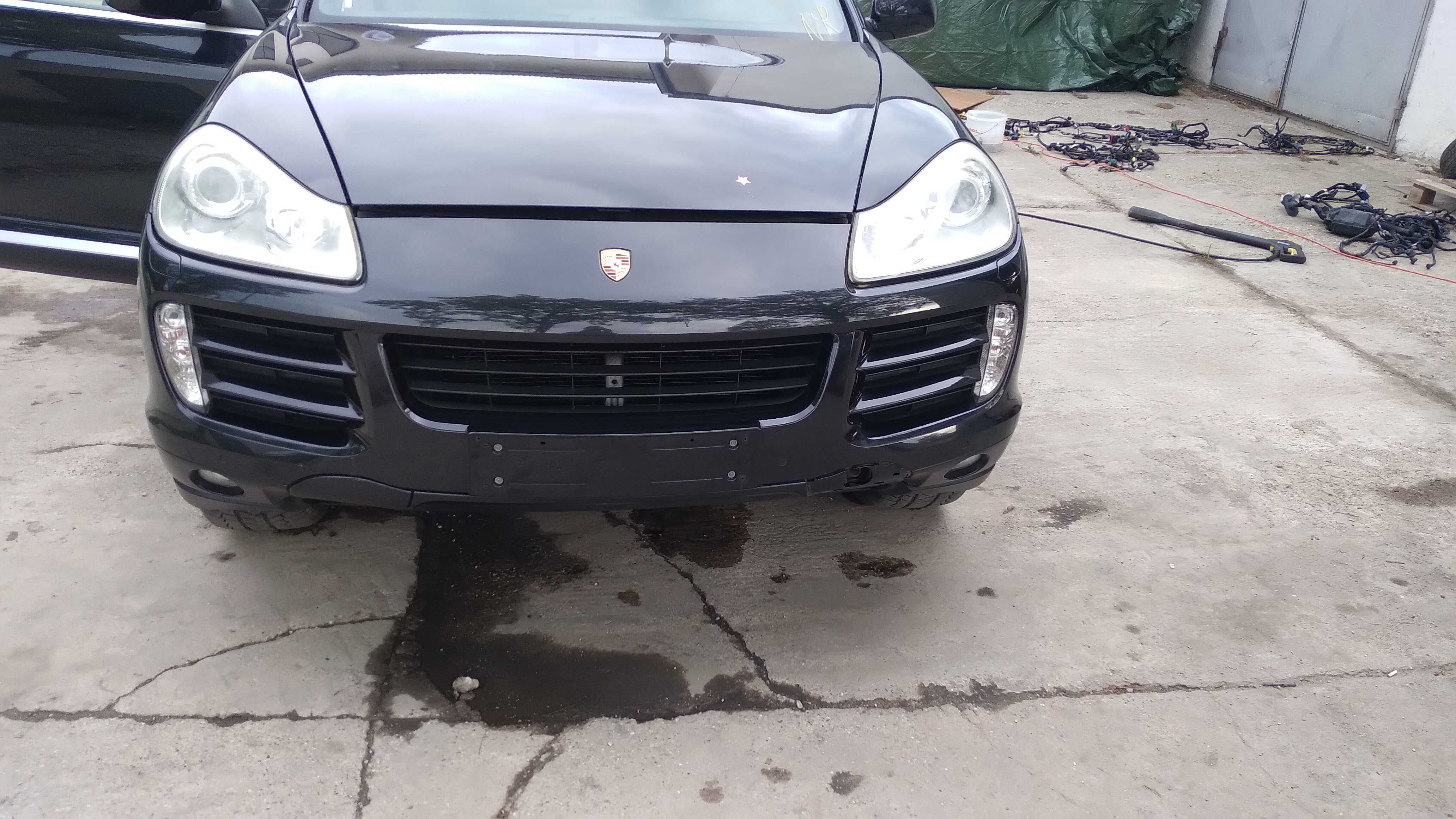 Porsche Cayenne 07R . LC9Z lakier zderzak kompletny przód