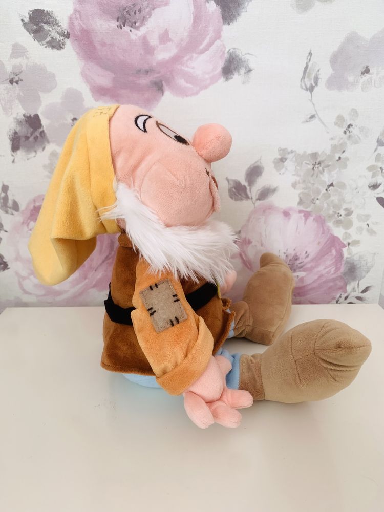 Pluszowy krasnal Wesołek, Królewna Śnieżka, Disney Store