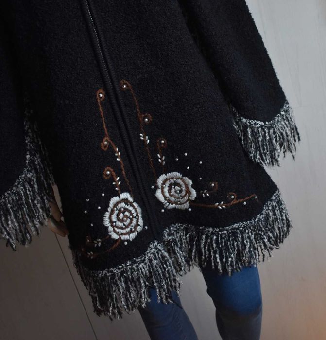 Sweter 44 XXL 3XL kardigan zasuwany ponczo peleryna frędzle narzutka
