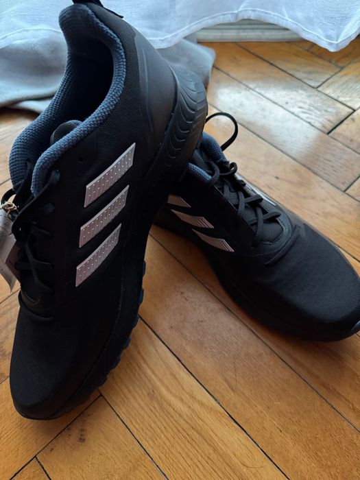 Nowe Buty do biegania adidas