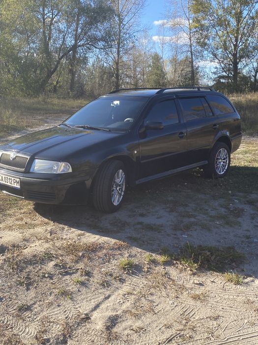 Продам Skoda Octavia Tour