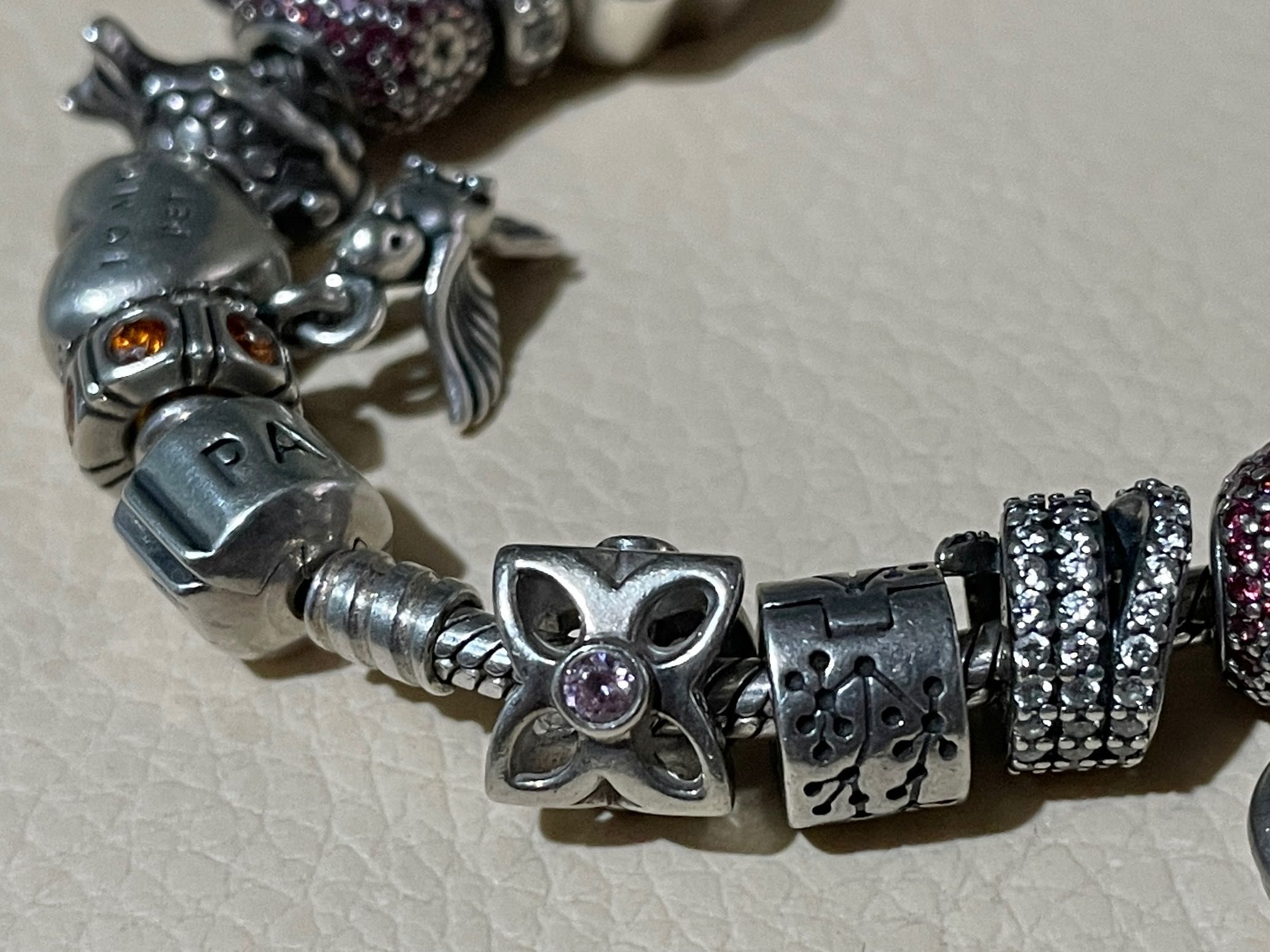 Pandora charms Pachnący różowy groszek, unikat
