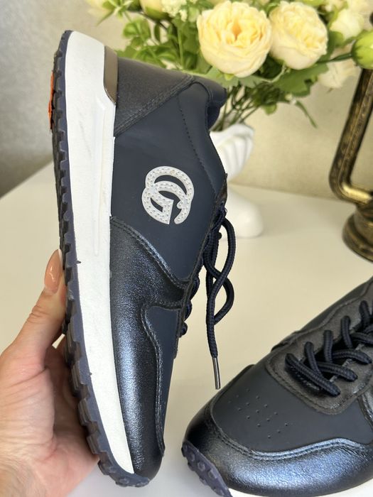 Кросівки жіночі Claudia Ghizzani 37 розмір