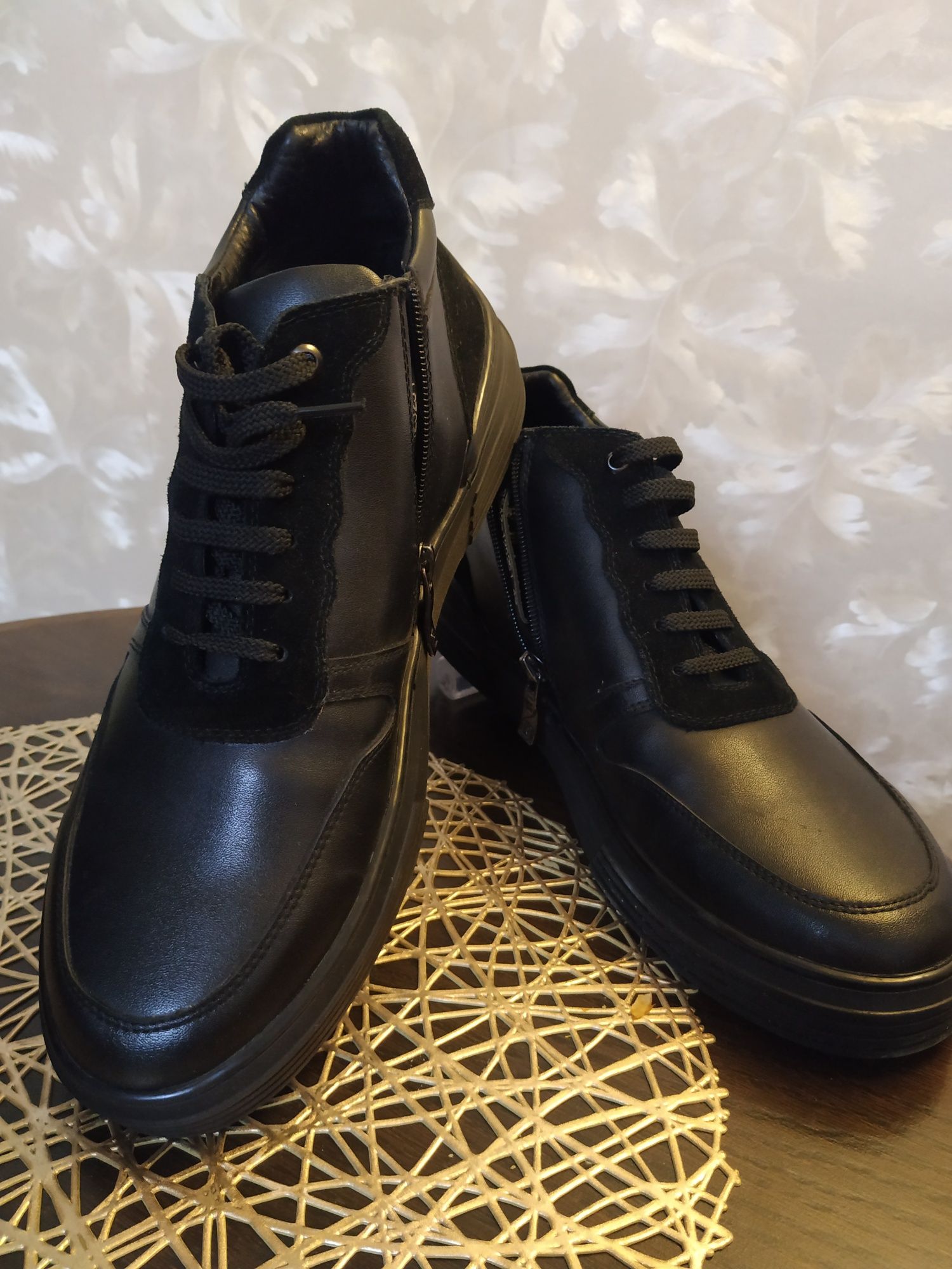 Новые мужские кожаные ботинки Respect 42