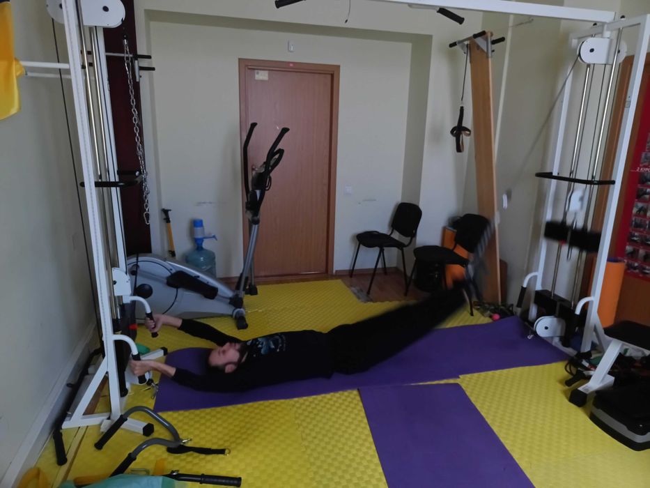 Лікування спини, попереку, суглобів  без операцій (кінезіотерапія)