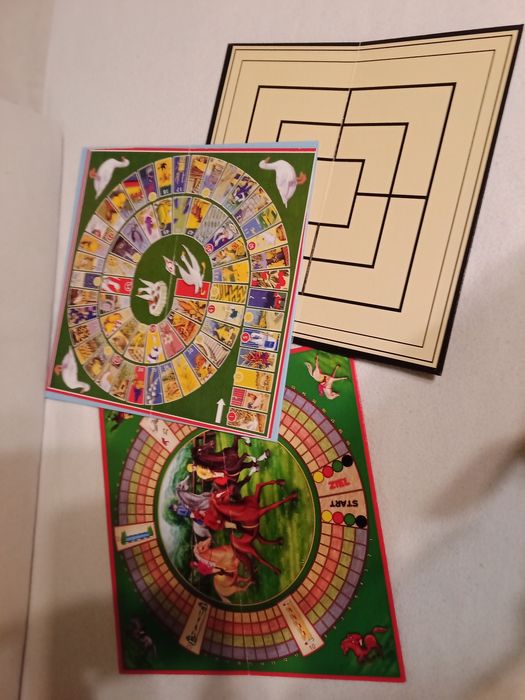 Zestaw gry  monopoly 100 gier gra w zycie