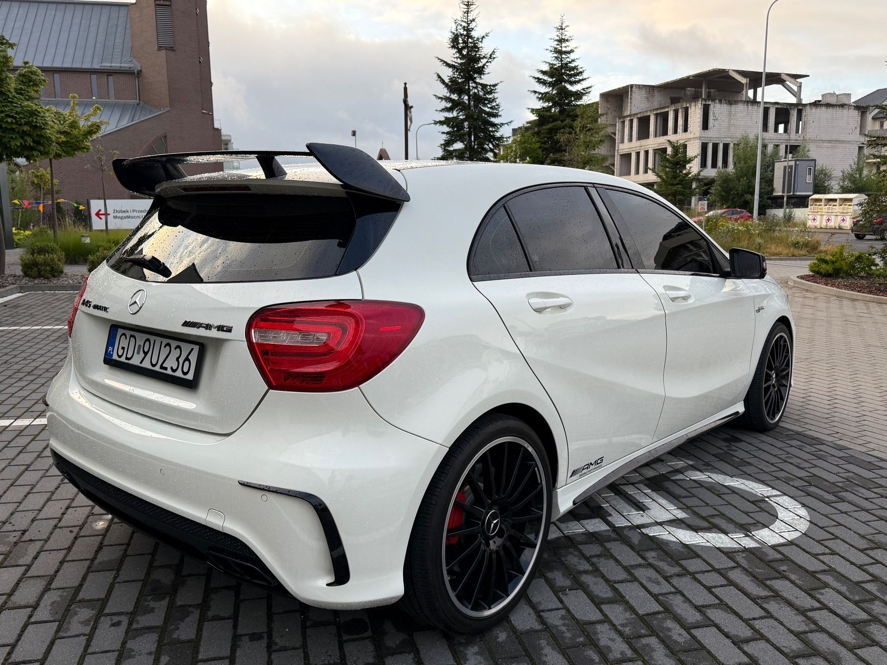 Mercedes-Benz Klasa A Mercedes-Benz A-klasa A45 AMG 4-matic