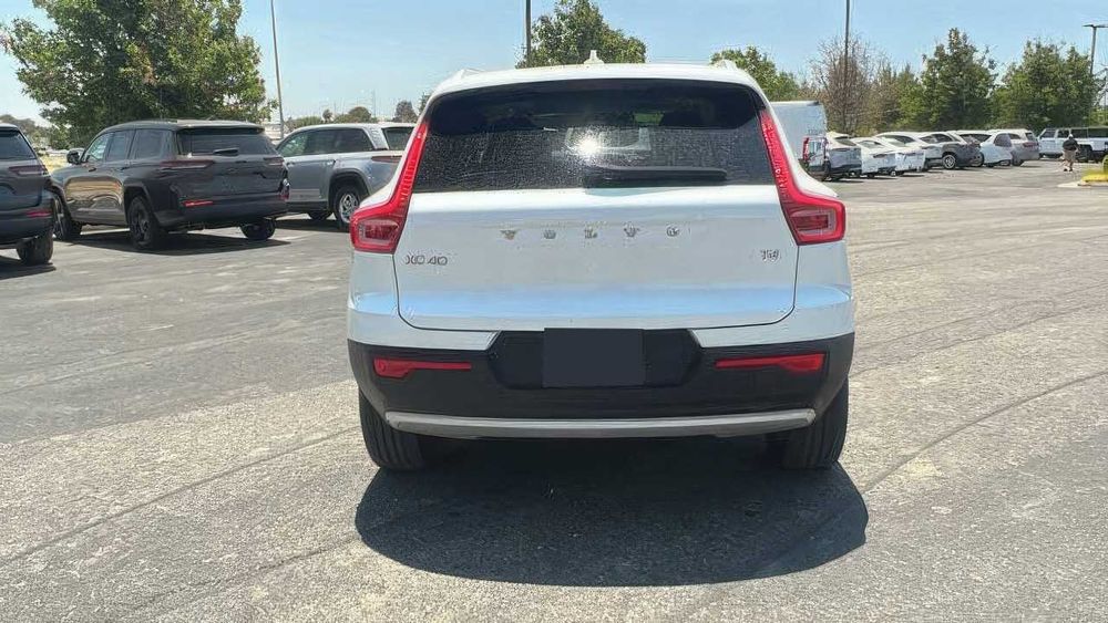 Volvo XC40 T4 Inscription      2022
