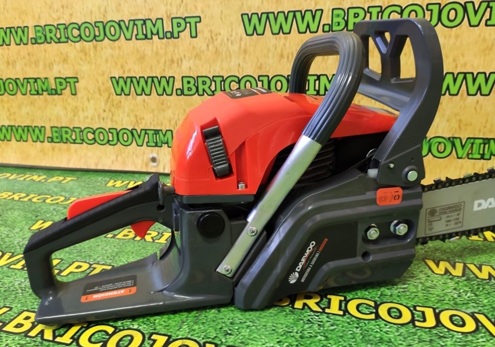 Motosserra Gasolina Novas DAEWOO - 45cc + Luvas + Óculos - PROMOÇÃO