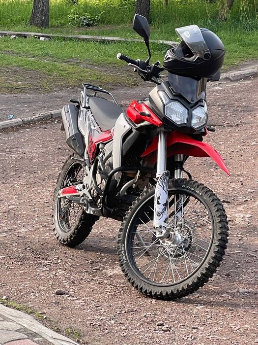 Продам мотоцикл Lonsin300