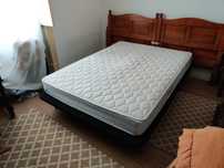 Cama de casal sommier mais colchão