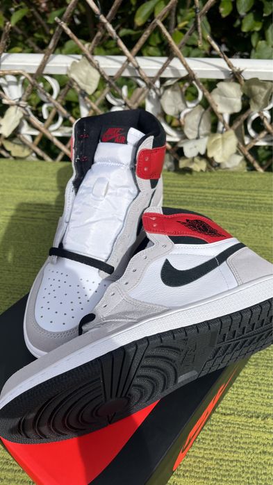 Jordan 1 High Light Smoke grey