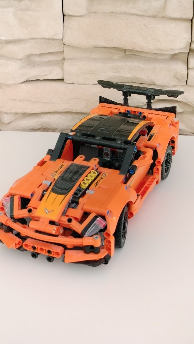 Lego technic chevrolet corvette
