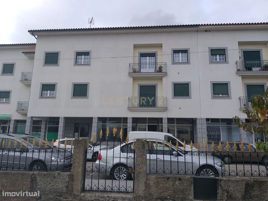Loja no centro de Fornos de Algodres, excelente investimento!