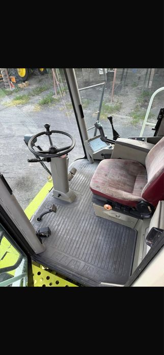 Kombajn zbozowy Claas Lexion 415