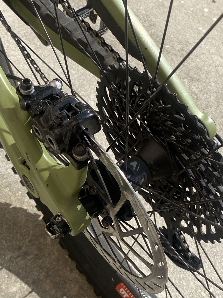 Canyon Torque 29” CF 7 2022 (DESPACHAR)