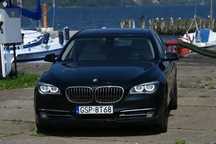 BMW Seria 7 Wersja bardzo dobrze wyposażona, system HEAD-UP, komplet kół zimowych,