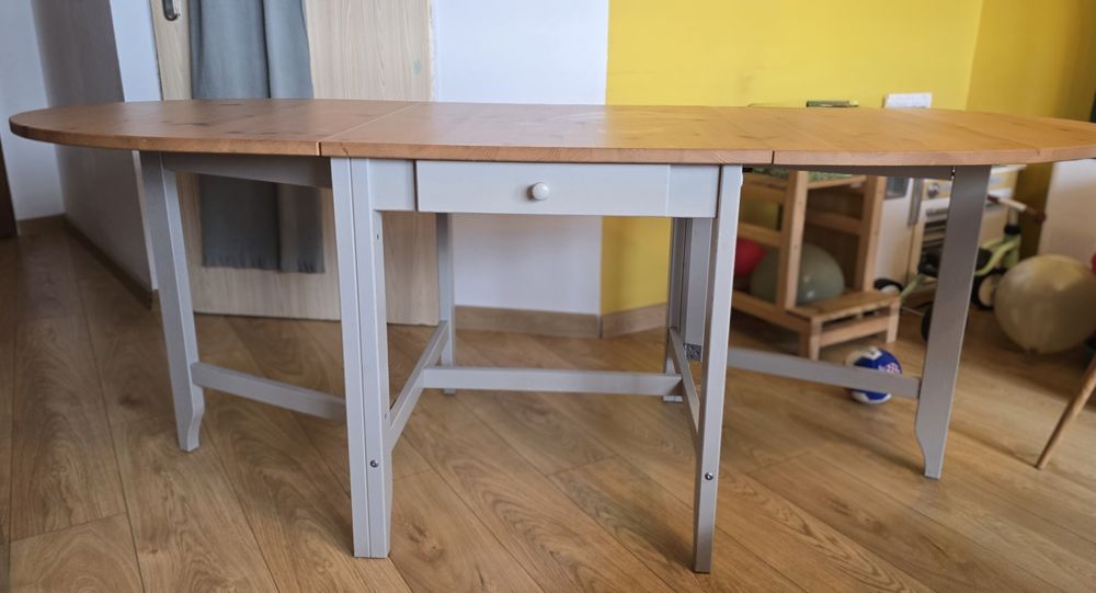 Stół IKEA rozkładany