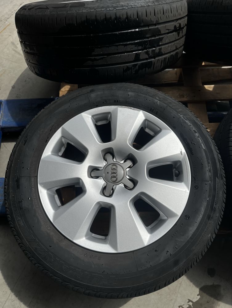 Jantes Originais Audi 16 com pneus.
