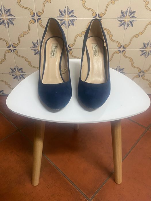 Sapatos mulher……