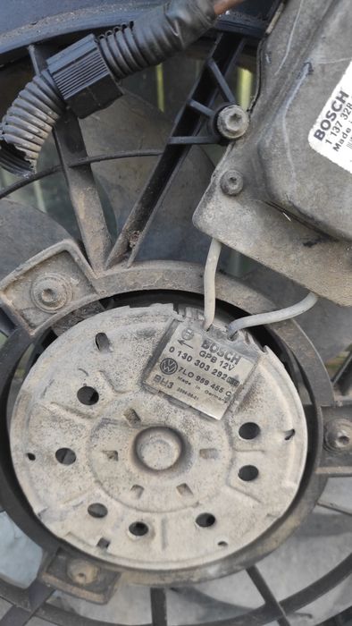 Wentylatory VW Touareg 2.5 TDI obudowa