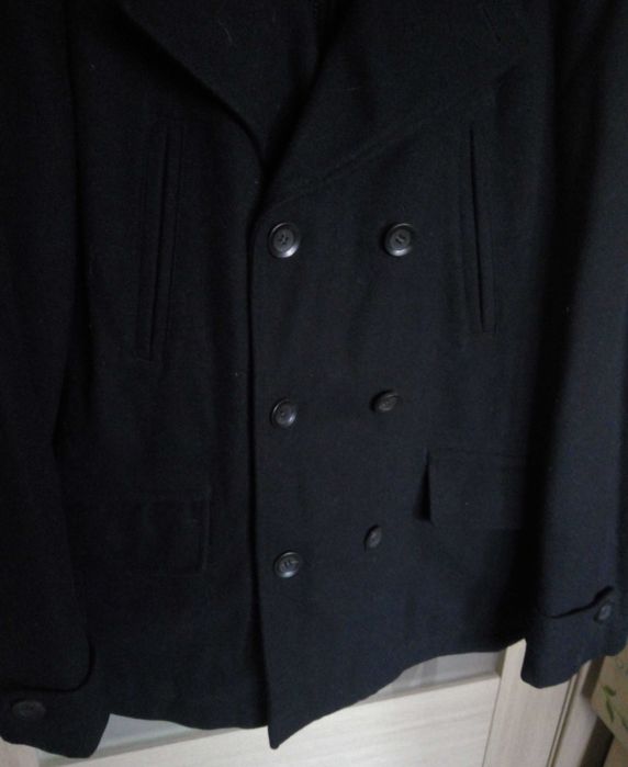 Чорне чоловіче пальто розмір S на 44