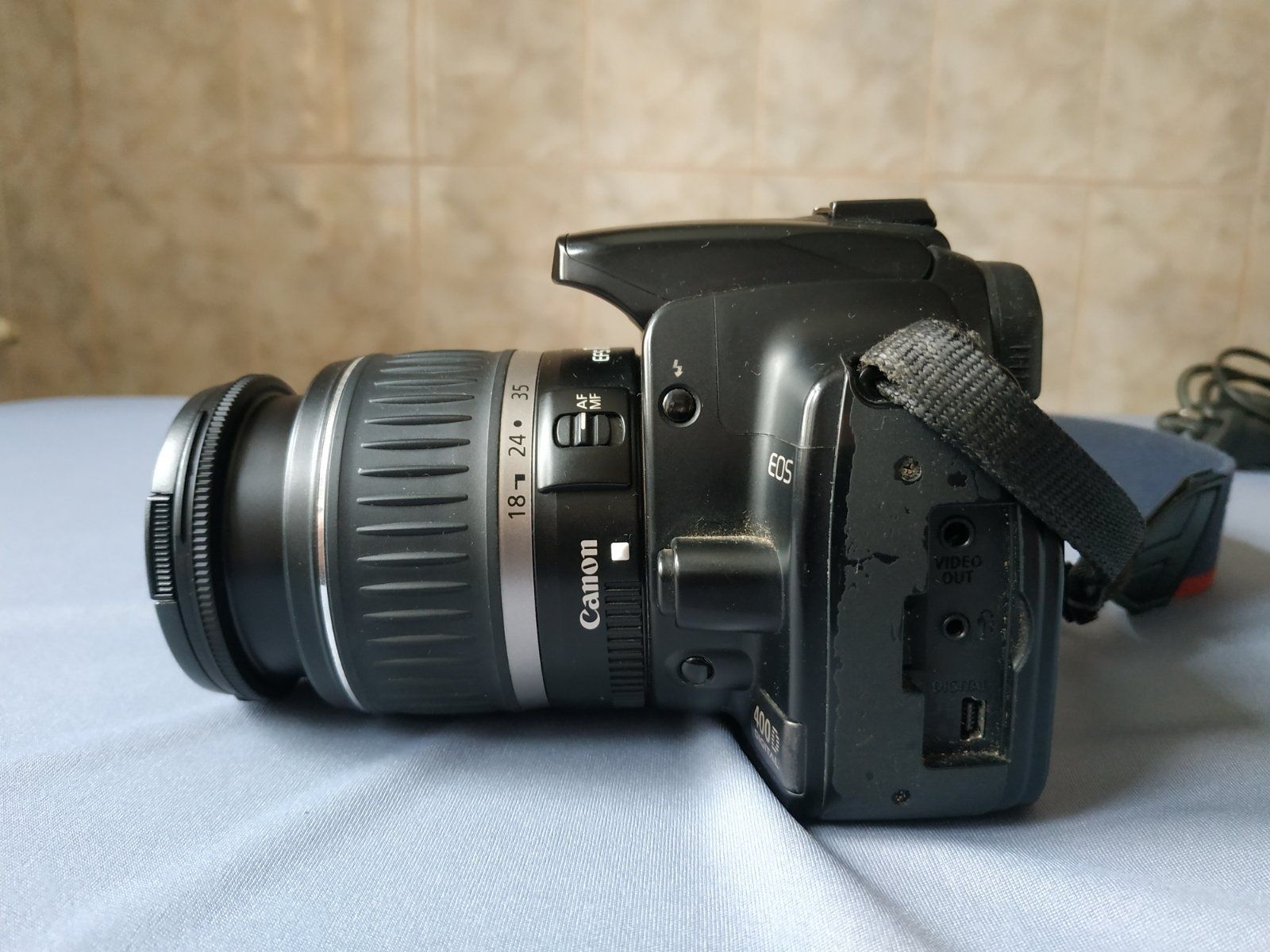 Фотоаппарат Canon D400