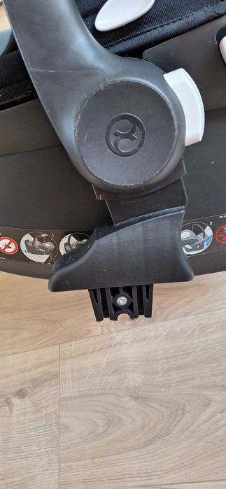 Fotelik samochodowy Cybex Aton M i-size czarny 0-13kg