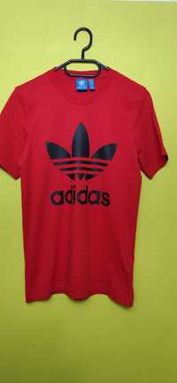 Koszulka t-shirt firmy Adidas   dużym logo koloru czerwień pomarańczow