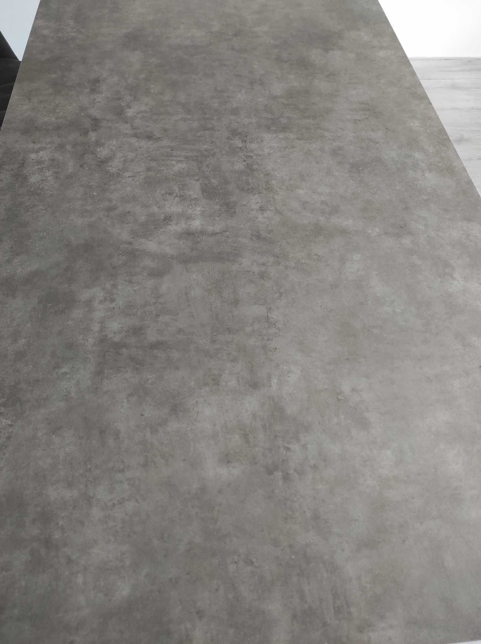 Kare Design Amsterdam rozkładany stół z blatem ze szkła ceramicznego