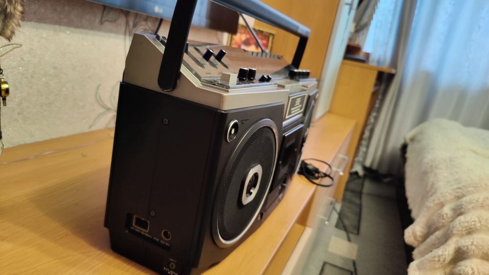 Магнитола Superscope by Marantz crs-5000 плюс подарок