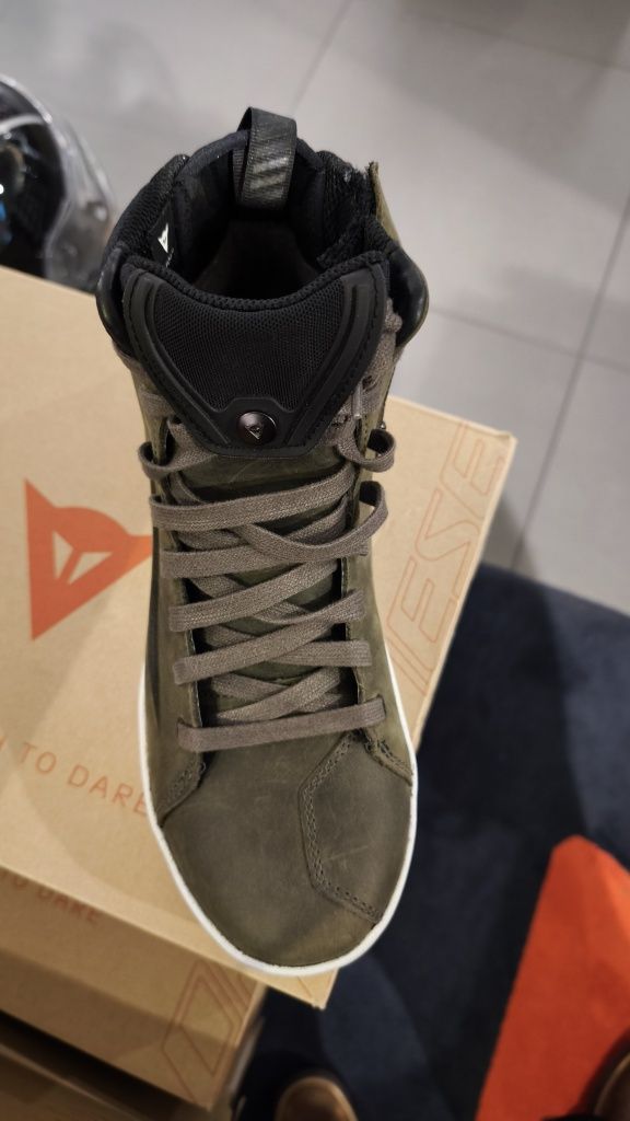 Botas Dainese novas