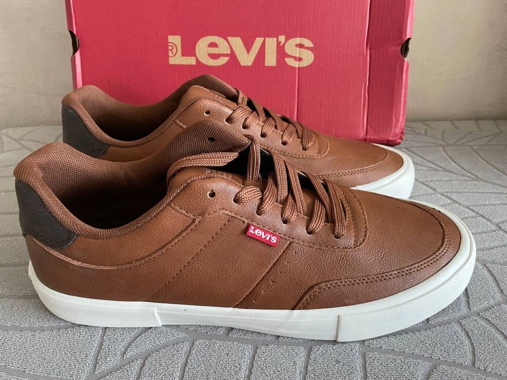 Чоловічі кеди Levi’s оригінал шкіряні 44, 45, кросівки