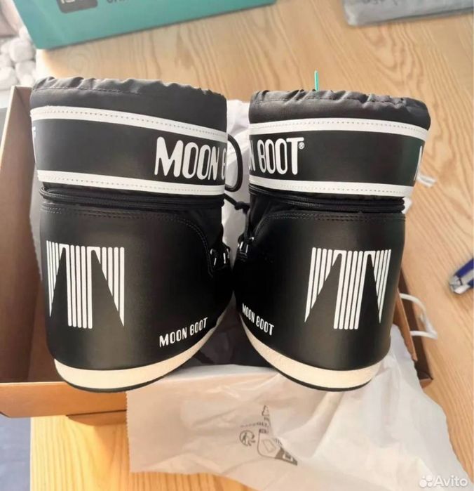 Жіночі MOON BOOT ботинки боты