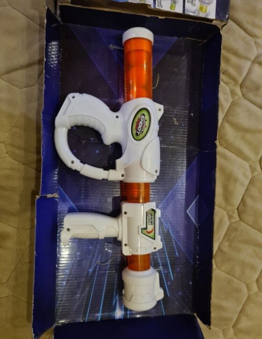 Электронная обучающая книга для детей и помповое ружье