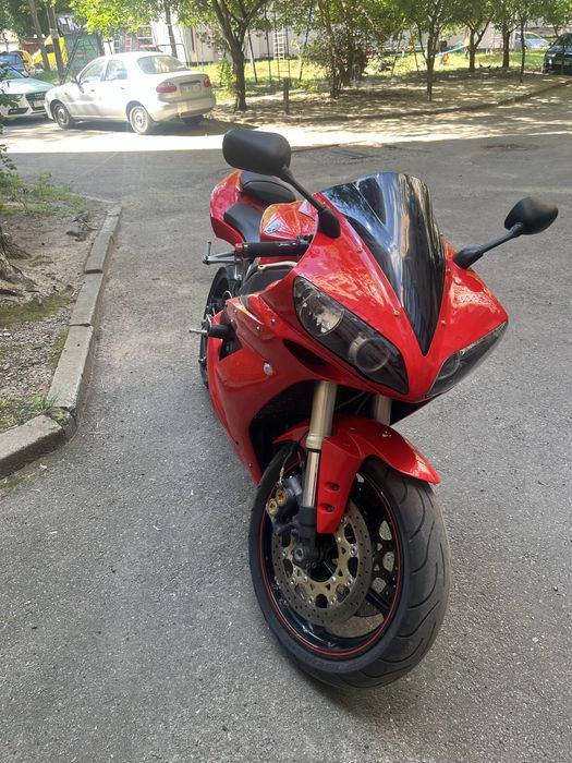 Yamaha YZF-R1  в хорошем состоянии