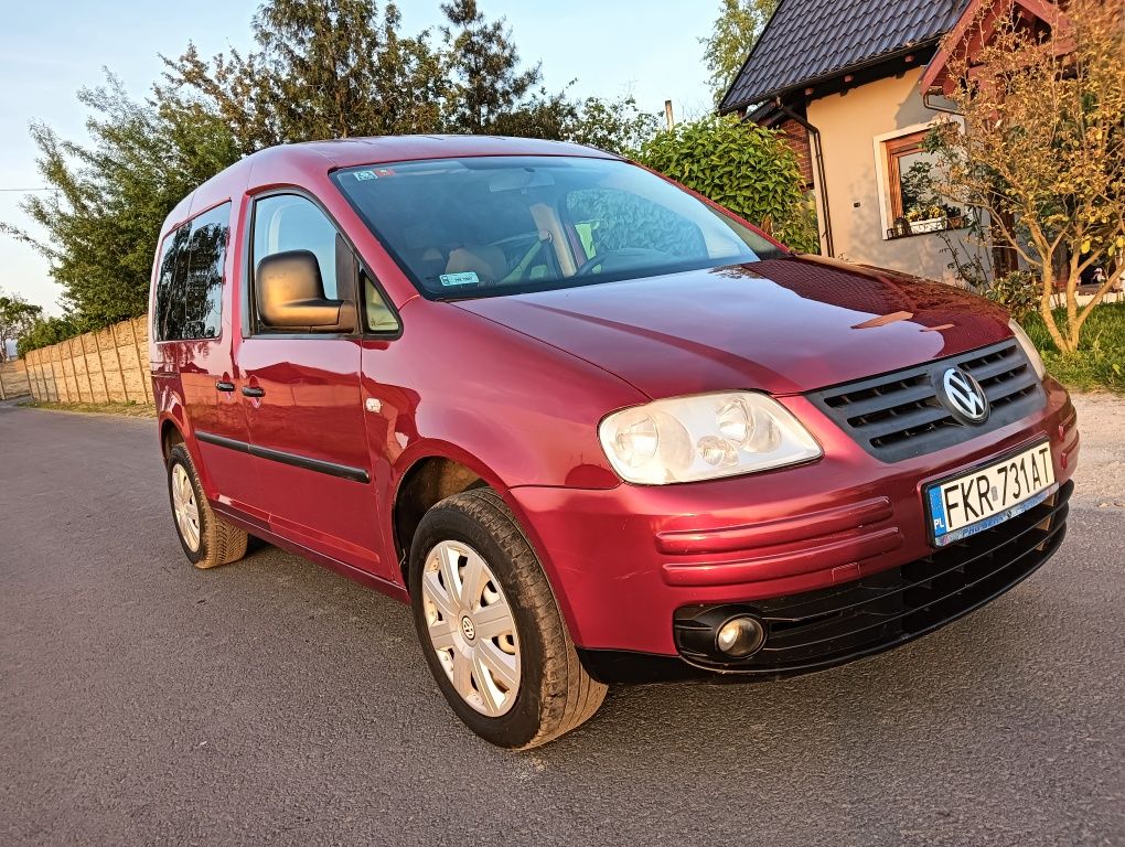 Volkswagen Caddy 1.9 TDI 2004r zklima 5 osobowy