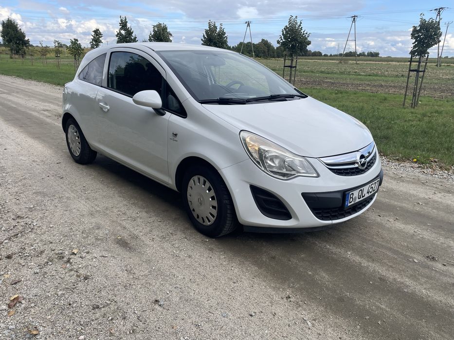 Opel Corsa 1.2 16v lift ładny stan
