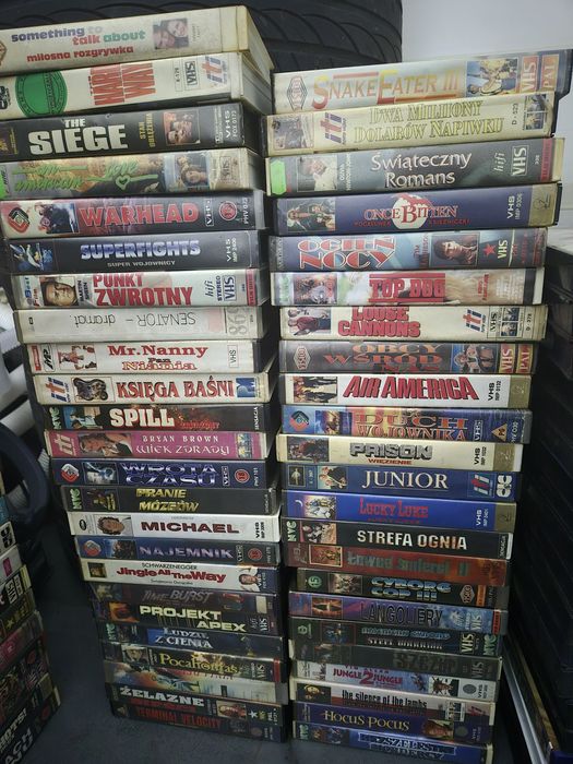 Kasety VHS okazja !