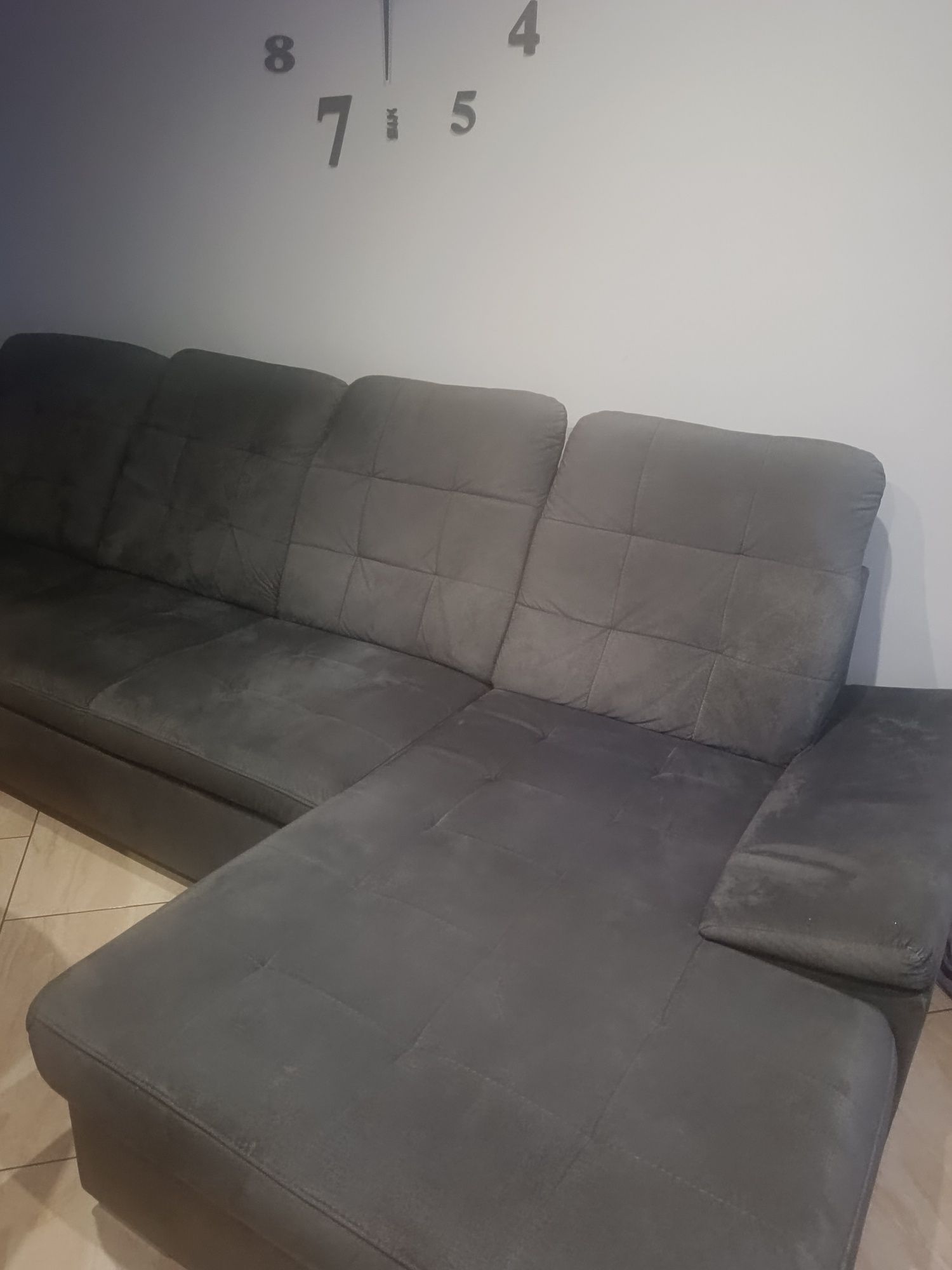 Duży narożnik z funkcją spania
