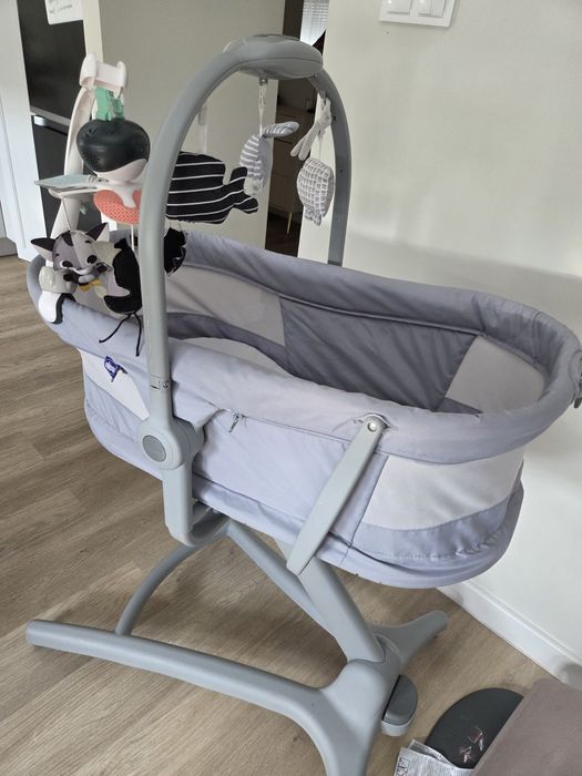 Chicco baby hug 4 w 1 . Karuzela gratis