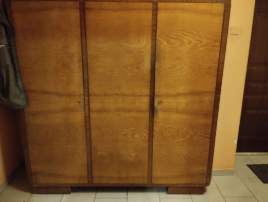 Oddam za darmo szafę prl
