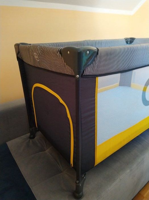 Łóżeczko skladane