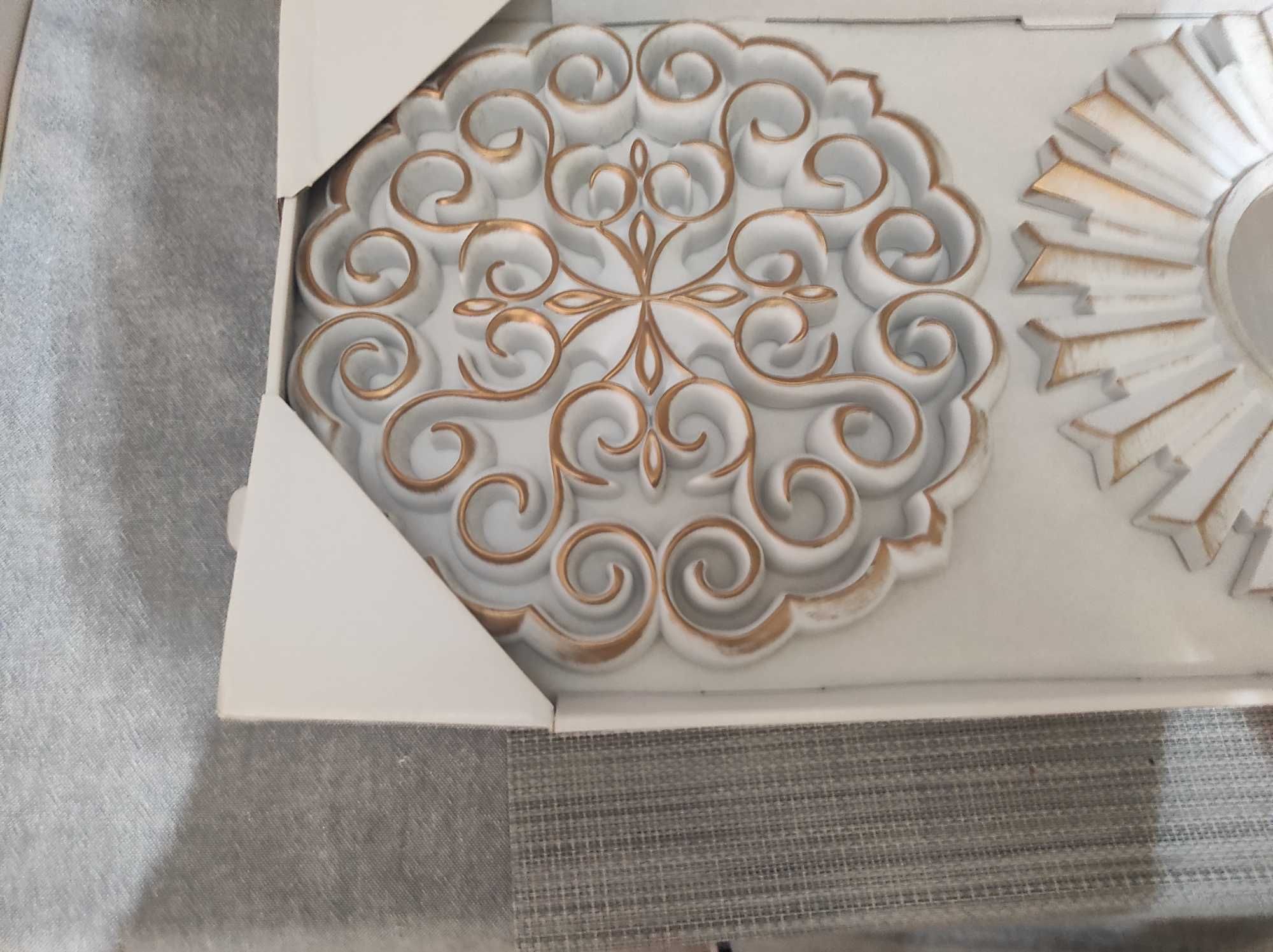 Jogo de espelhos decorativos dourado e branco novos em caixa