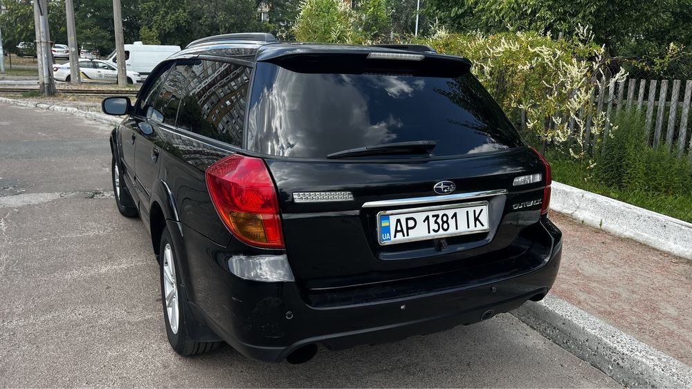 Subaru Outback 2006.  2,5 газ/бенз 4 WD