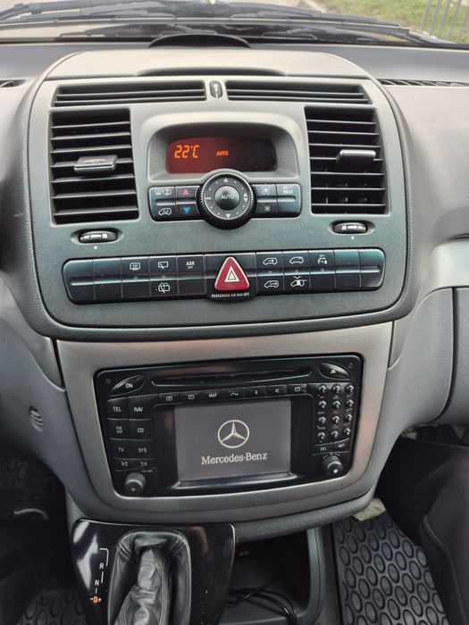 Мерседес Вито 115.